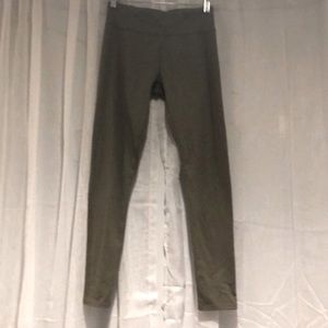 Aerie never worn green leggings